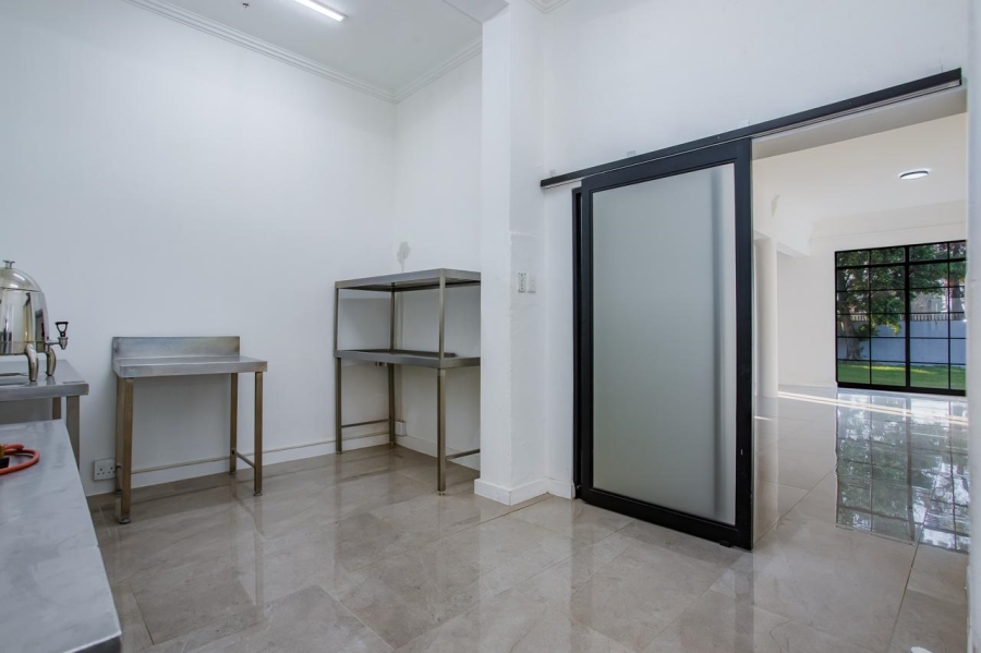 To Let Commercial Property for Rent in Wellington North Western Cape